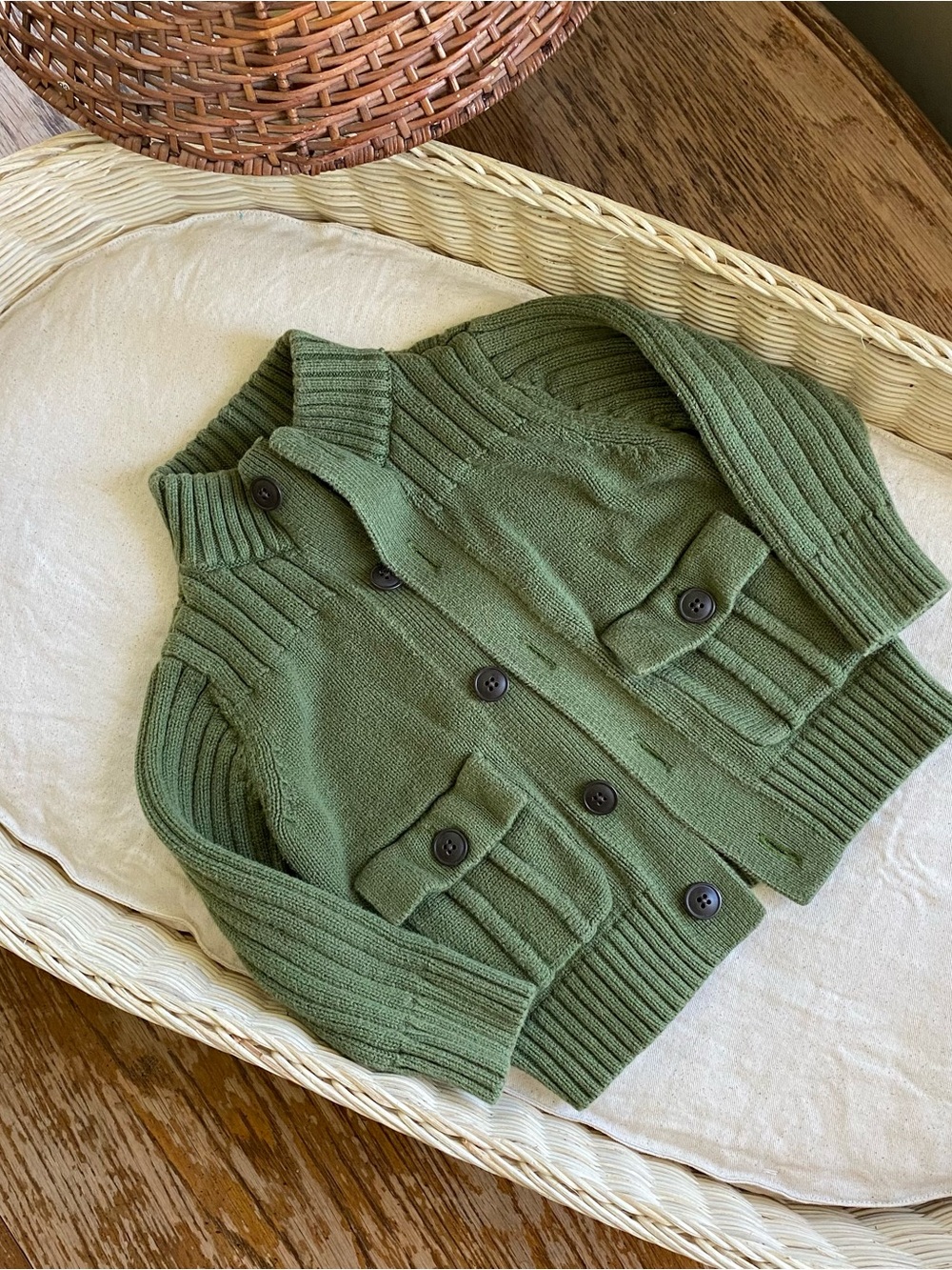 Old Navy green knit cotton button-up cardigan Size 18-24 months.
